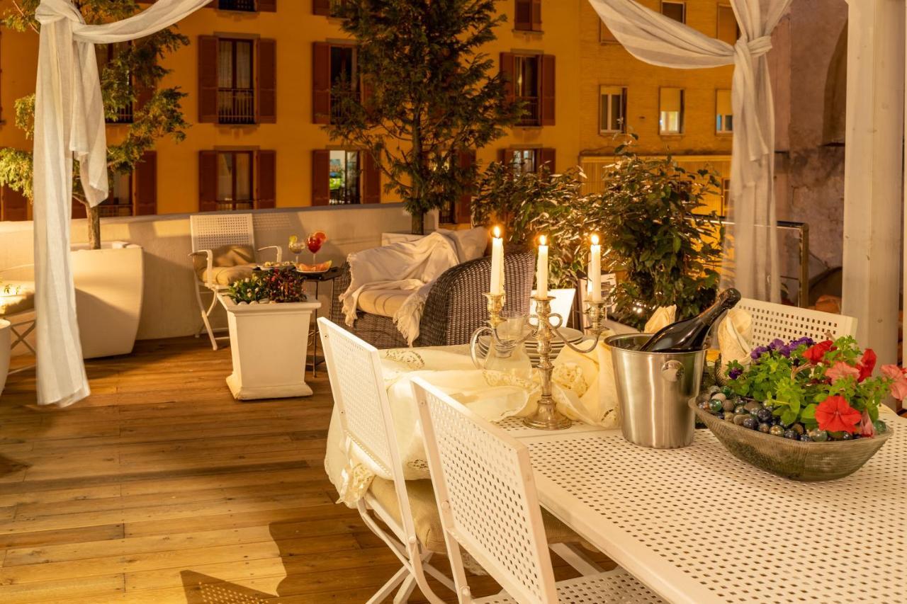 La Terrazza Sul Corso - Premium Apartment 칼리아리 외부 사진