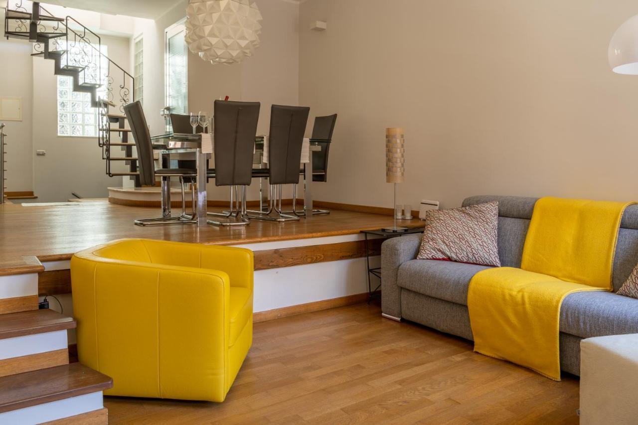La Terrazza Sul Corso - Premium Apartment 칼리아리 외부 사진