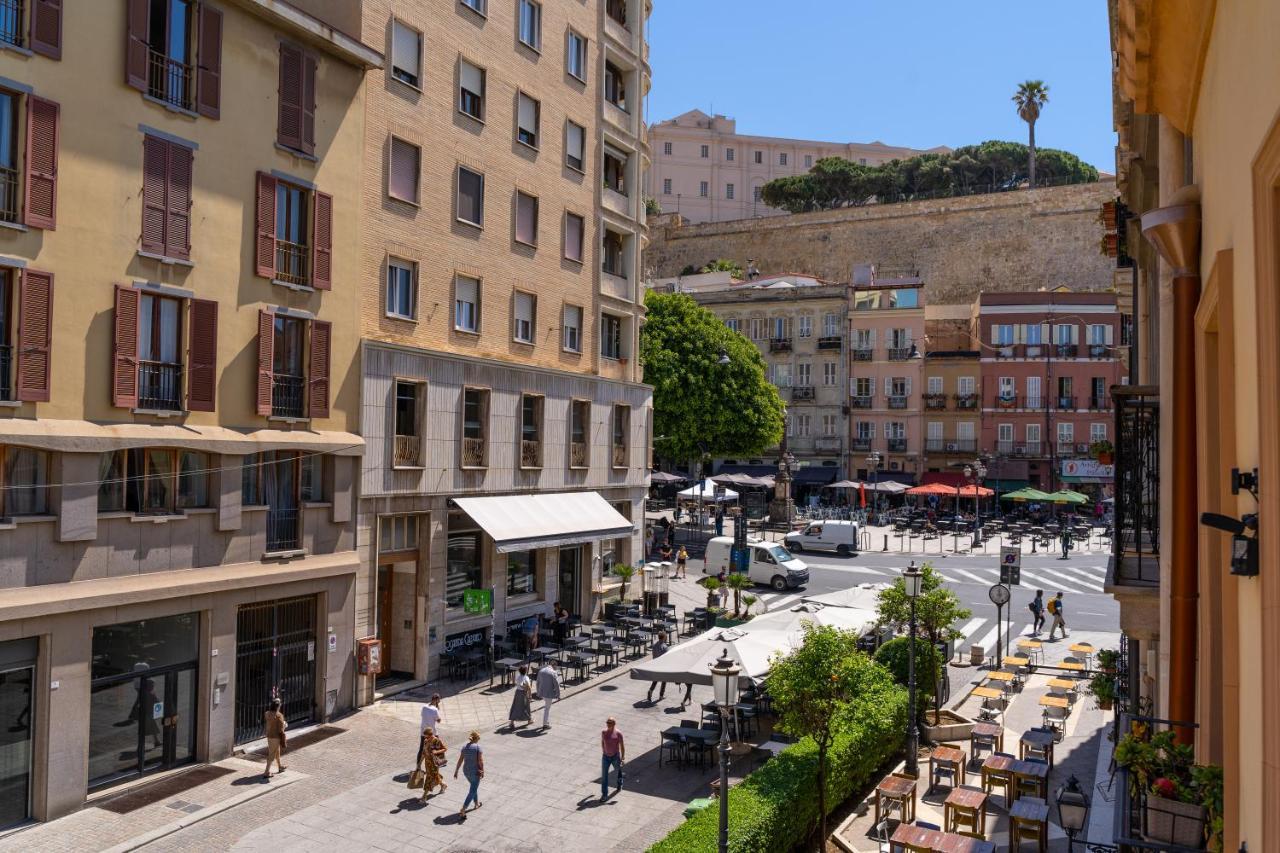 La Terrazza Sul Corso - Premium Apartment 칼리아리 외부 사진