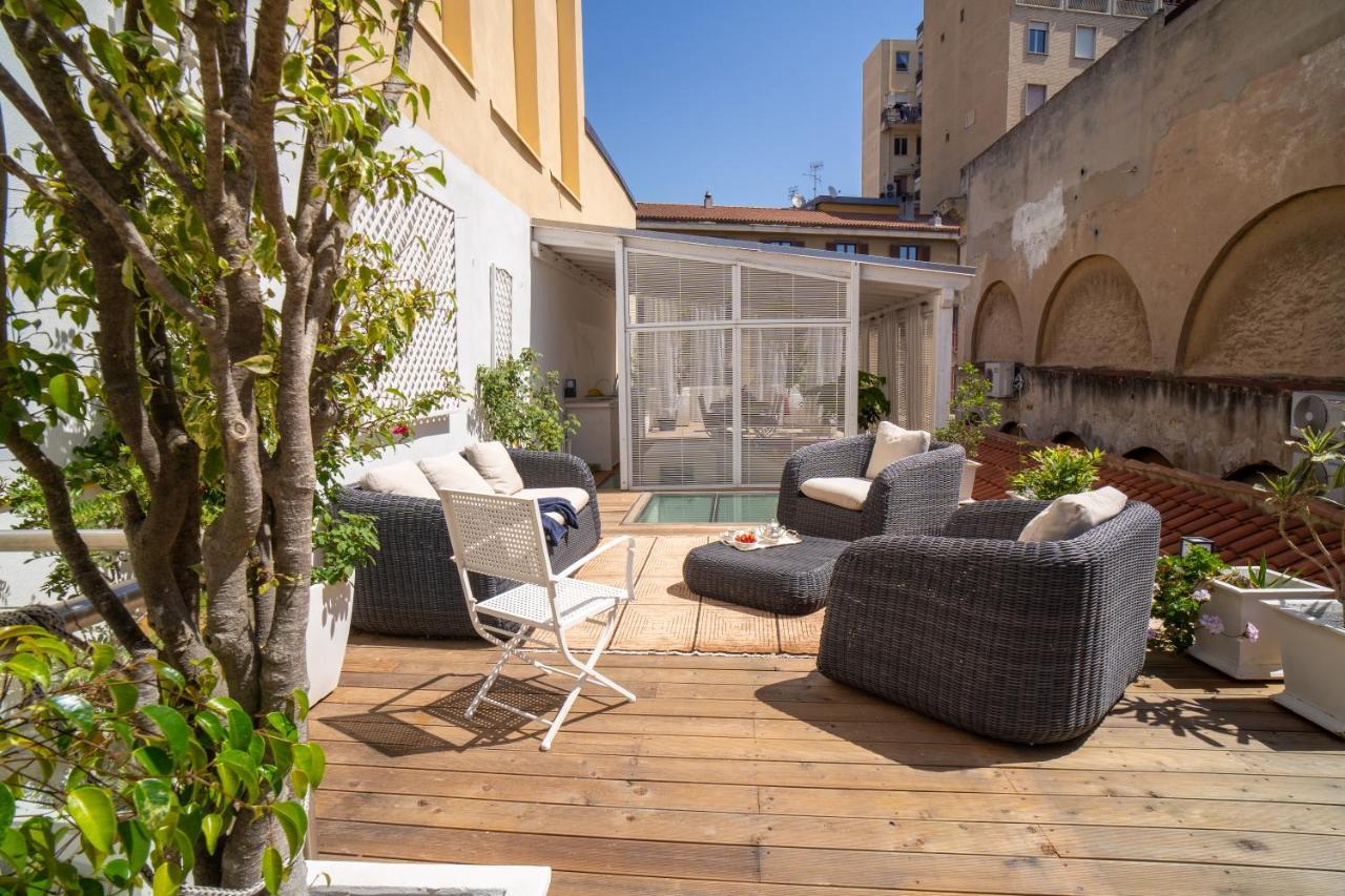 La Terrazza Sul Corso - Premium Apartment 칼리아리 외부 사진