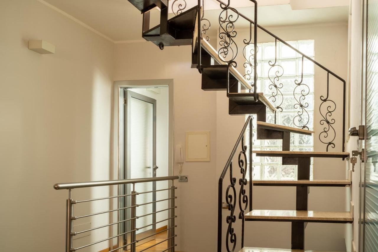 La Terrazza Sul Corso - Premium Apartment 칼리아리 외부 사진